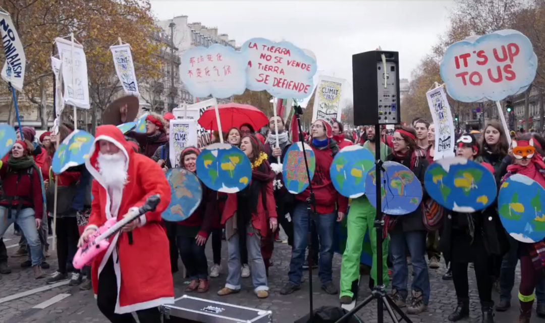 La diferència entre “enfonsar” i “aixecar”